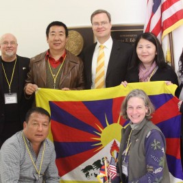 Tibet Lobby Day participants meet with the staff of Congresswoman Donna Edwards (D-MD).